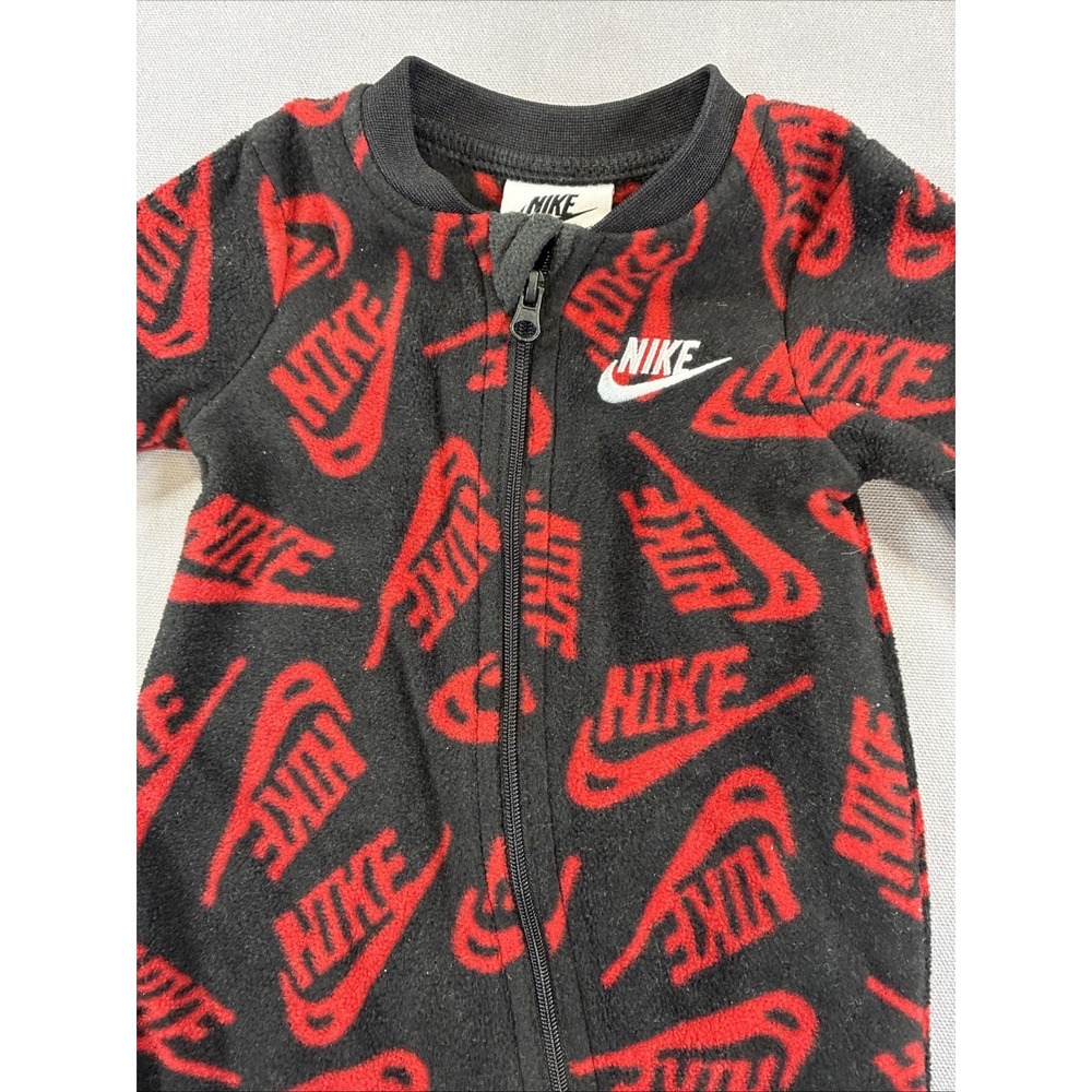 Nike 3 Month One Piece Zip Up Sleeper Red Black Footed Mittens - Picture 2 of 7